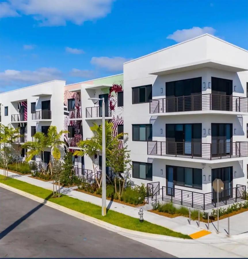 Lux Place And Cozy 3Beds 2Rooms Enjoy Life In Wpb Gym, Ev Station Nearby The Downtown And Beaches West Palm Beach Zewnętrze zdjęcie
